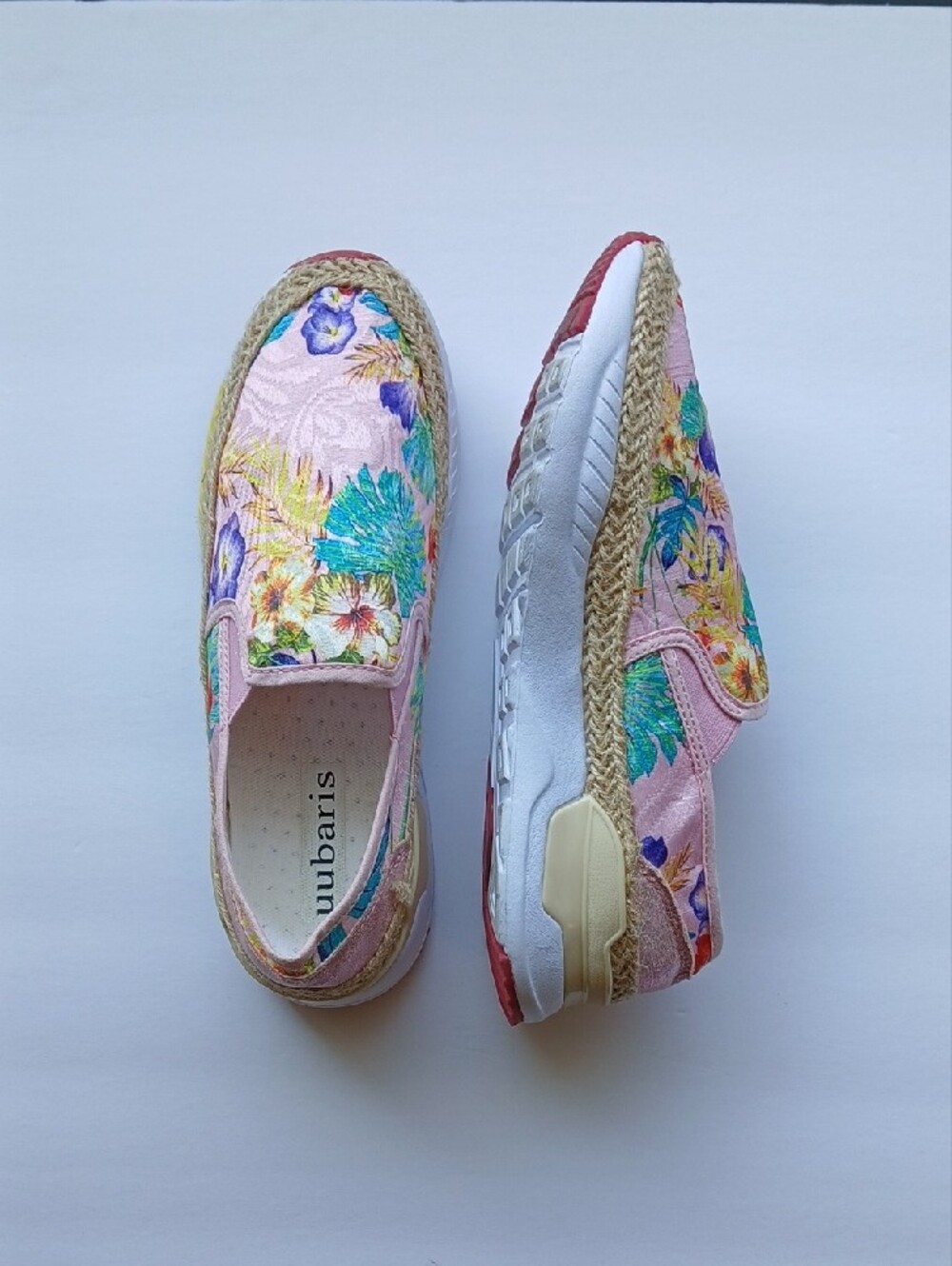 •Uubaris• BEAUTIFUL Tropical Espadrille Wedge Slip-Ons